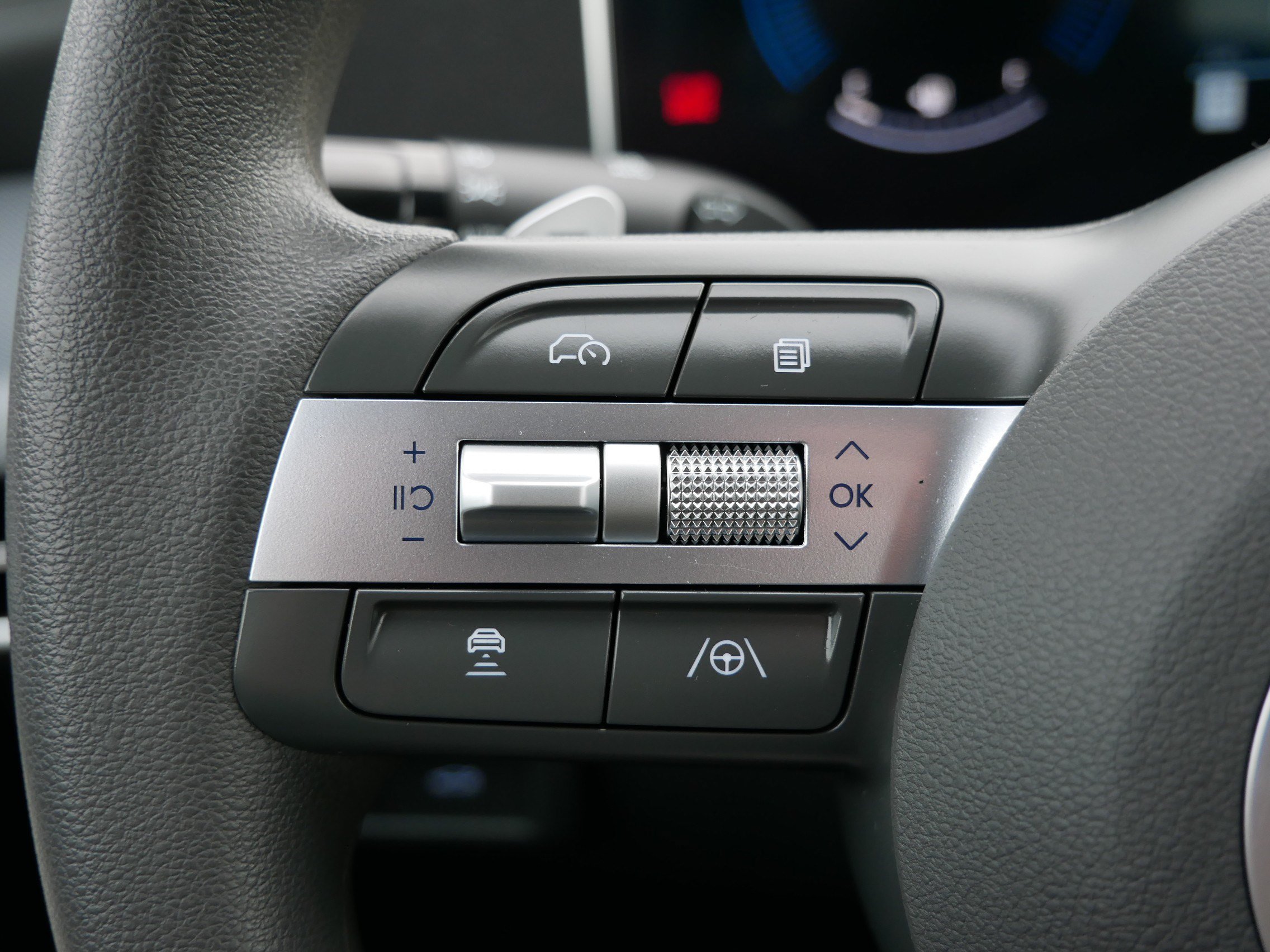 Certified 2025 Hyundai Sonata SEL AWD/4WD image 23