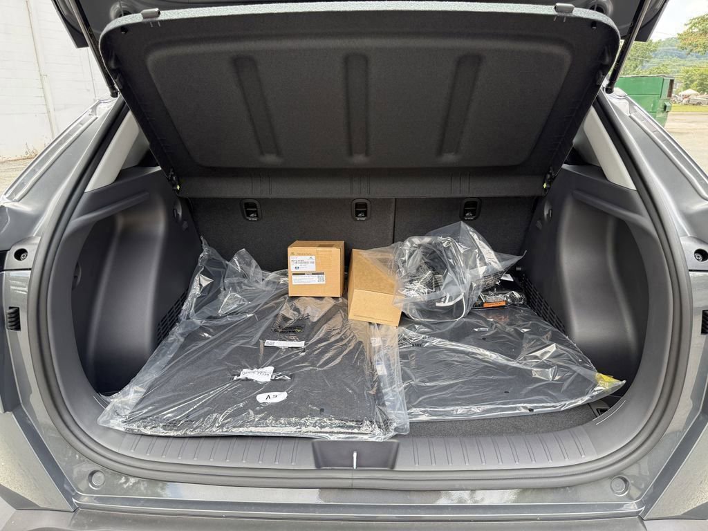 New 2025 Hyundai Kona SE image 29