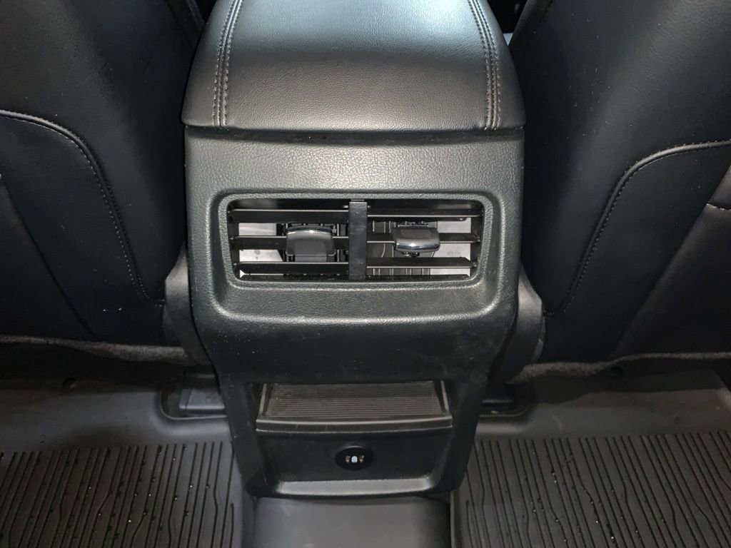 Used 2024 Ford Edge SEL image 14