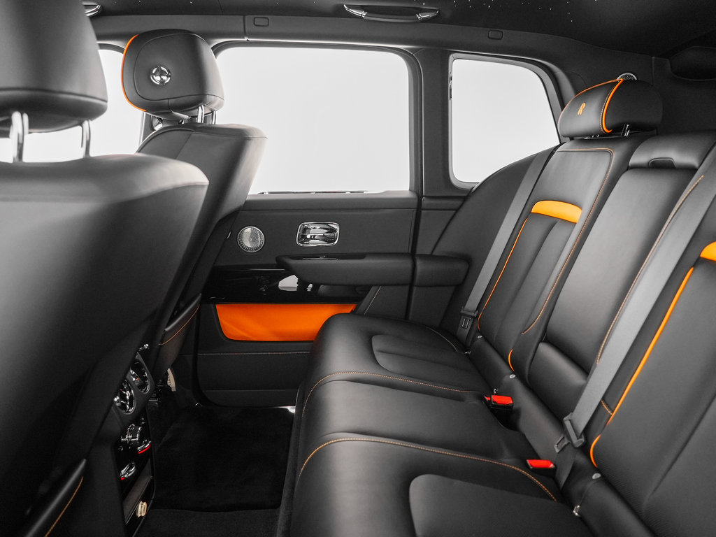 Certified 2024 Rolls-Royce Cullinan AWD/4WD image 28