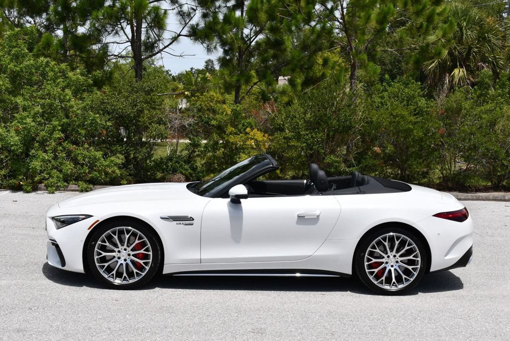 Used 2024 Mercedes-Benz SL 55 AMG 4MATIC image 35