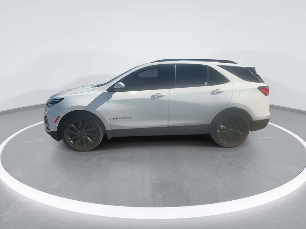 Used 2022 Chevrolet Equinox RS w/ Infotainment Package image 5