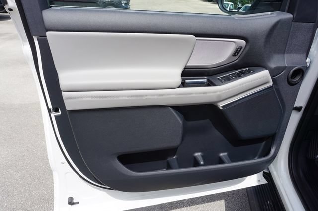 New 2027 Ford Expedition Active RWD image 32