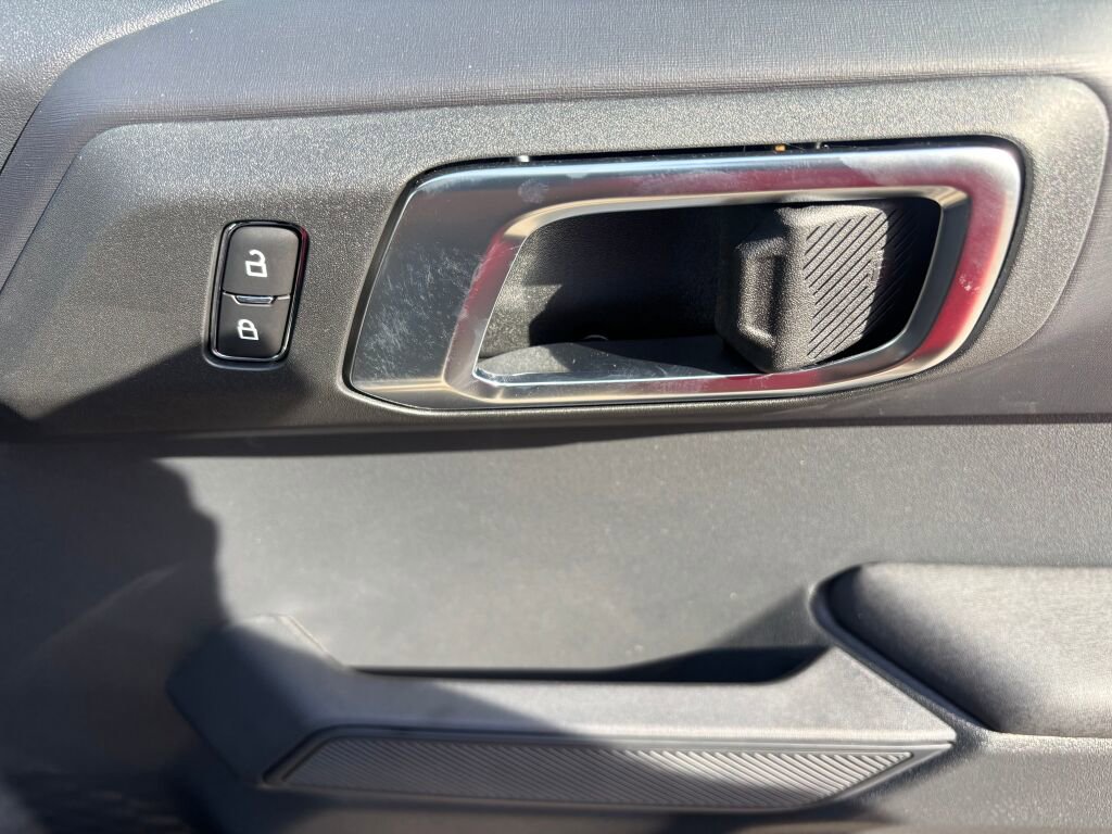 New 2025 Ford Bronco Badlands image 15