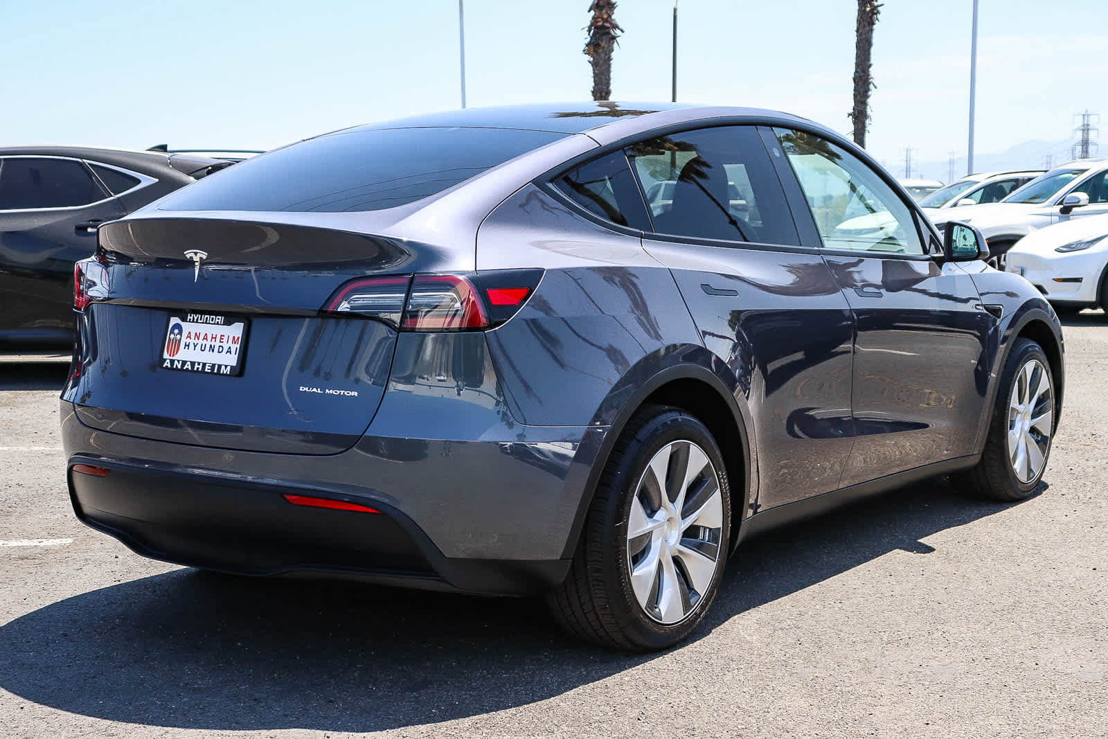 Used 2023 Tesla Model Y Long Range AWD/4WD image 7