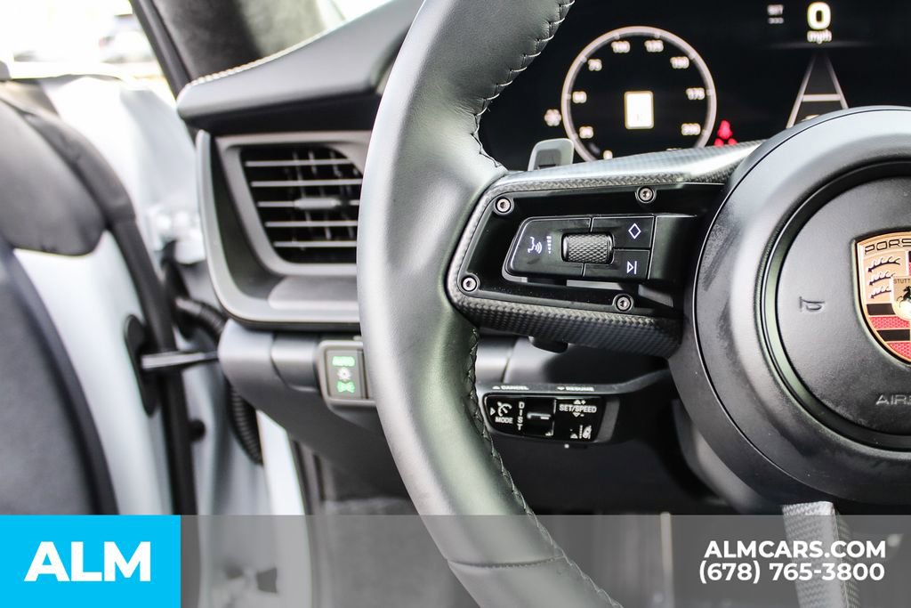 Used 2025 Porsche 911 Carrera GTS image 25