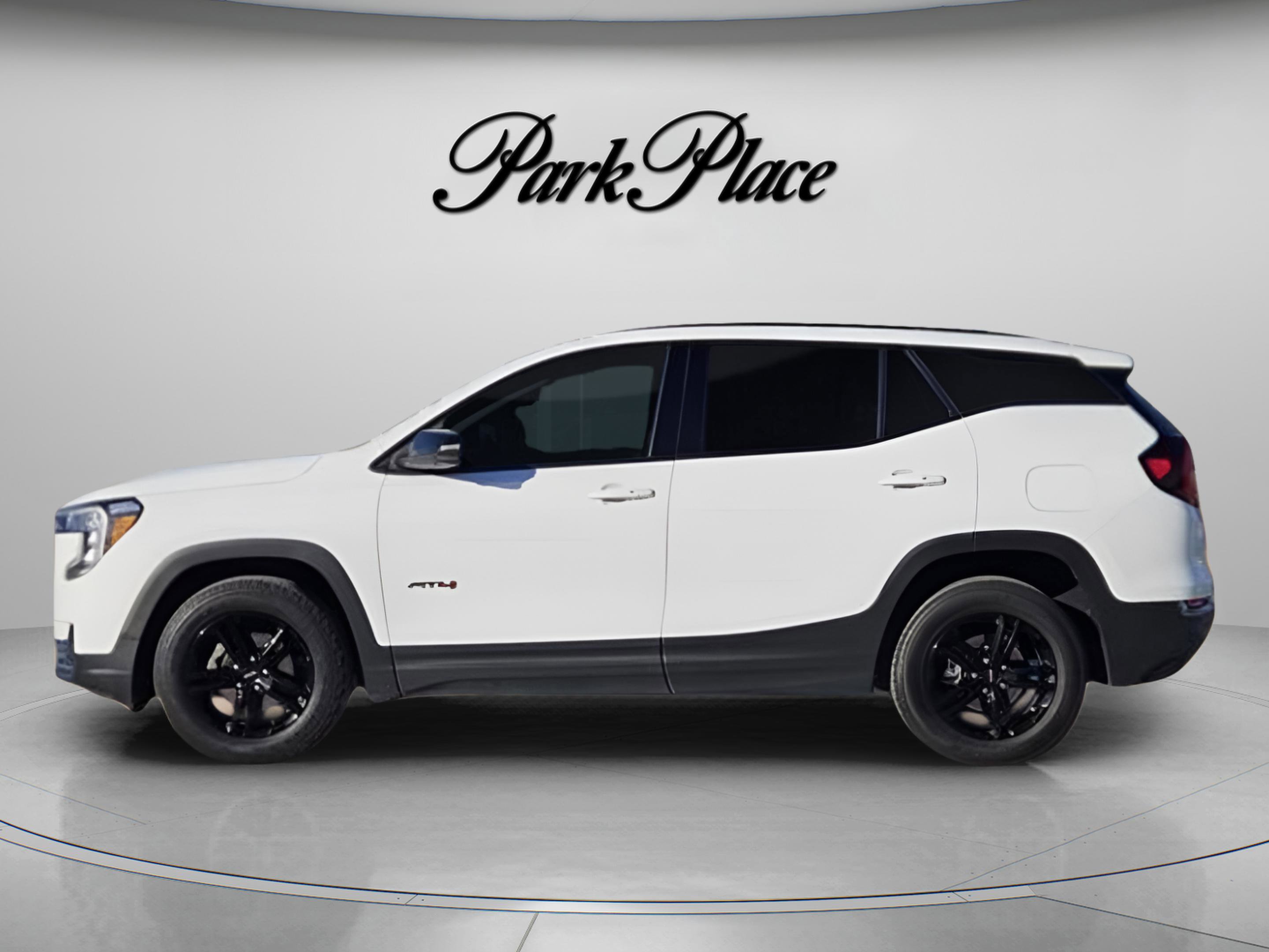 Used 2022 GMC Terrain AT4 w/ Infotainment Package II image 2