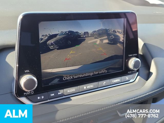 Used 2024 Nissan Rogue SV image 23