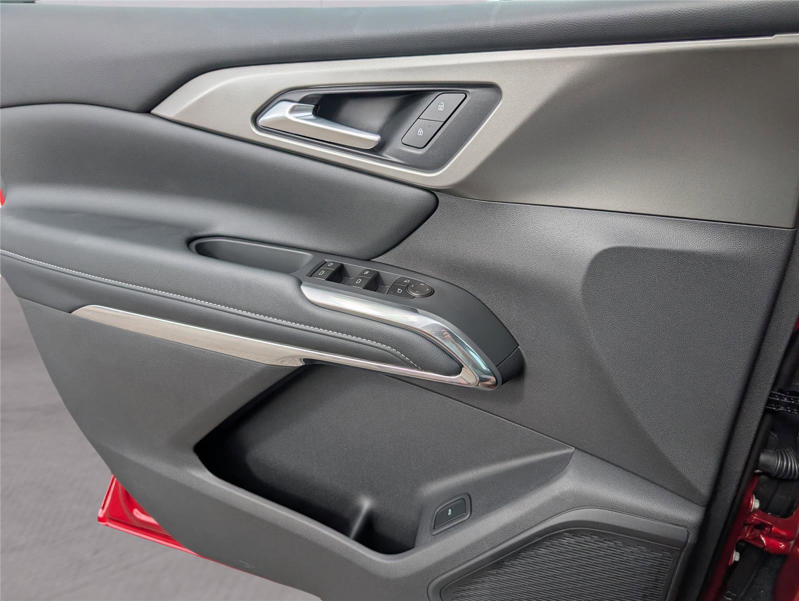 New 2026 Chevrolet Traverse LT w/ Sun and Wheel Package image 40