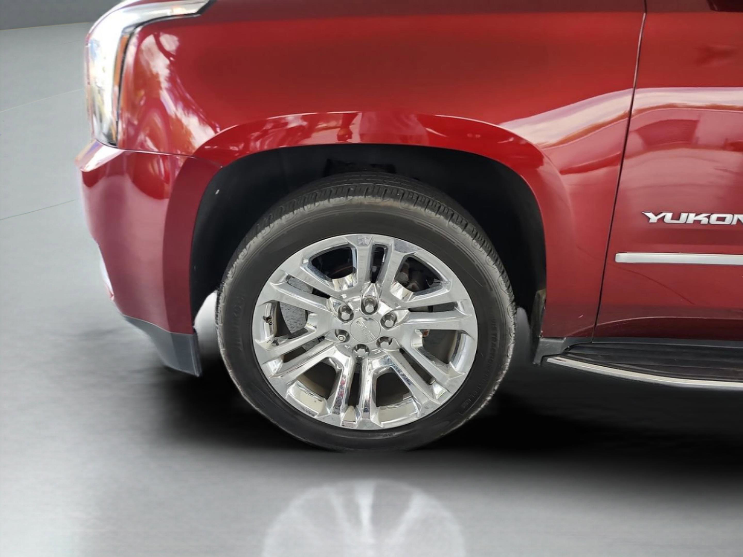 Used 2017 GMC Yukon SLT w/ Premium Edition AWD/4WD image 31