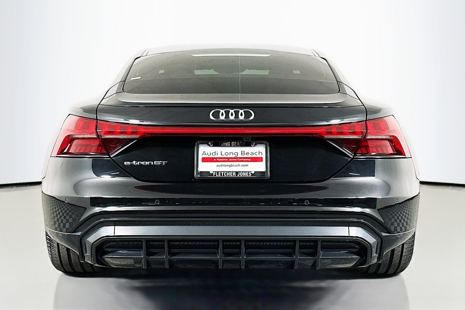 Used 2022 Audi e-tron GT Premium Plus image 3