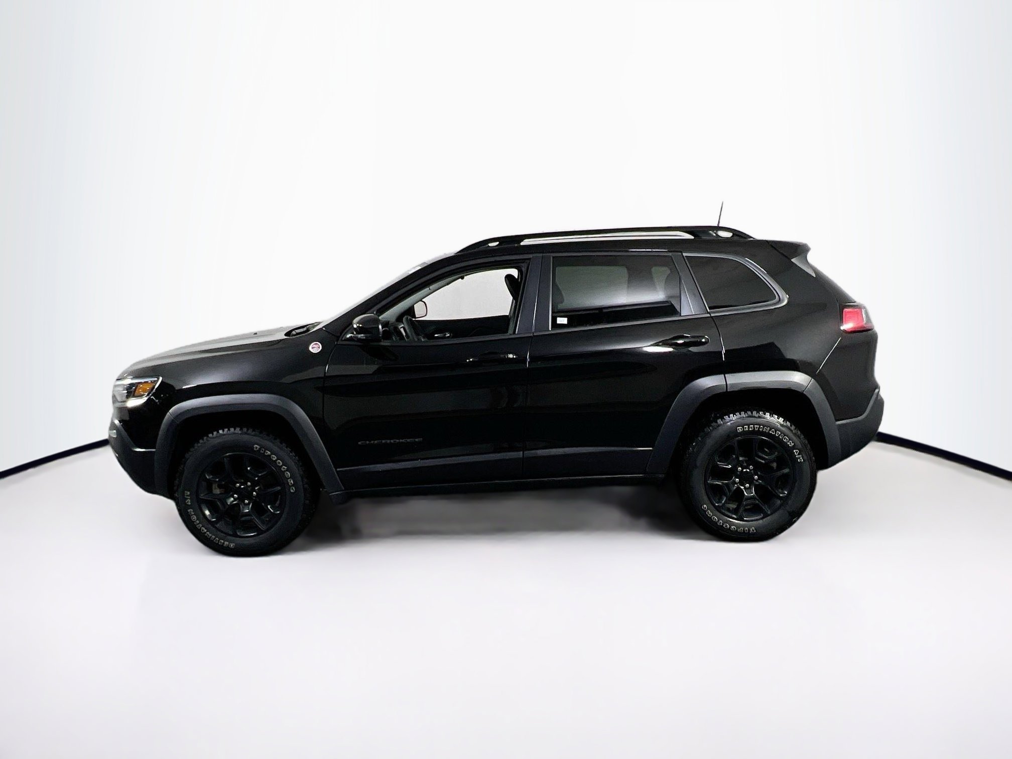 Used 2022 Jeep Cherokee Trailhawk w/ Sound & Nav Group AWD/4WD image 8