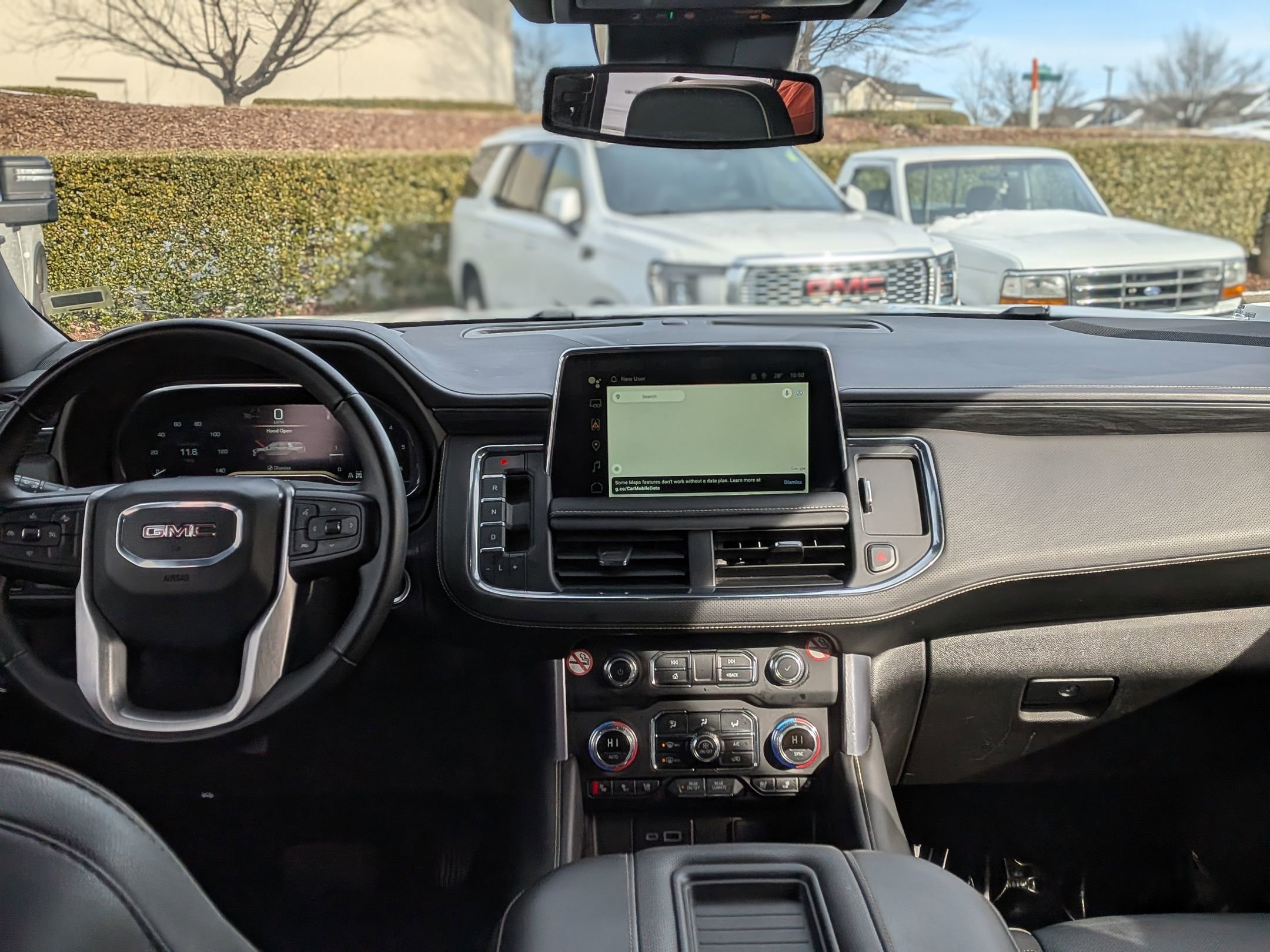 Used 2024 GMC Yukon XL SLT image 19