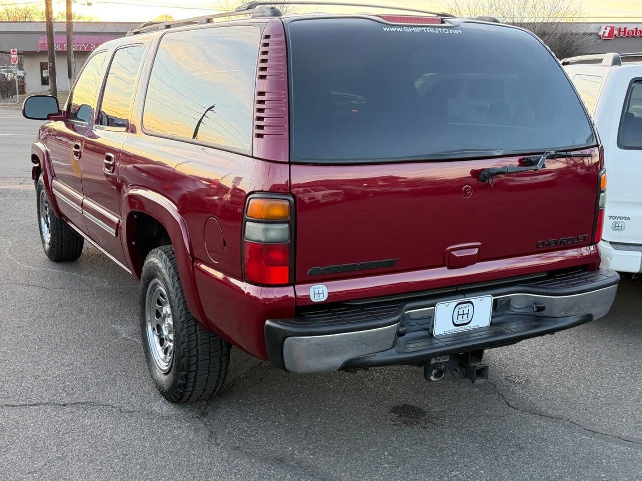 Used 2005 Chevrolet Suburban LS w/ Preferred Equipment Group image 11