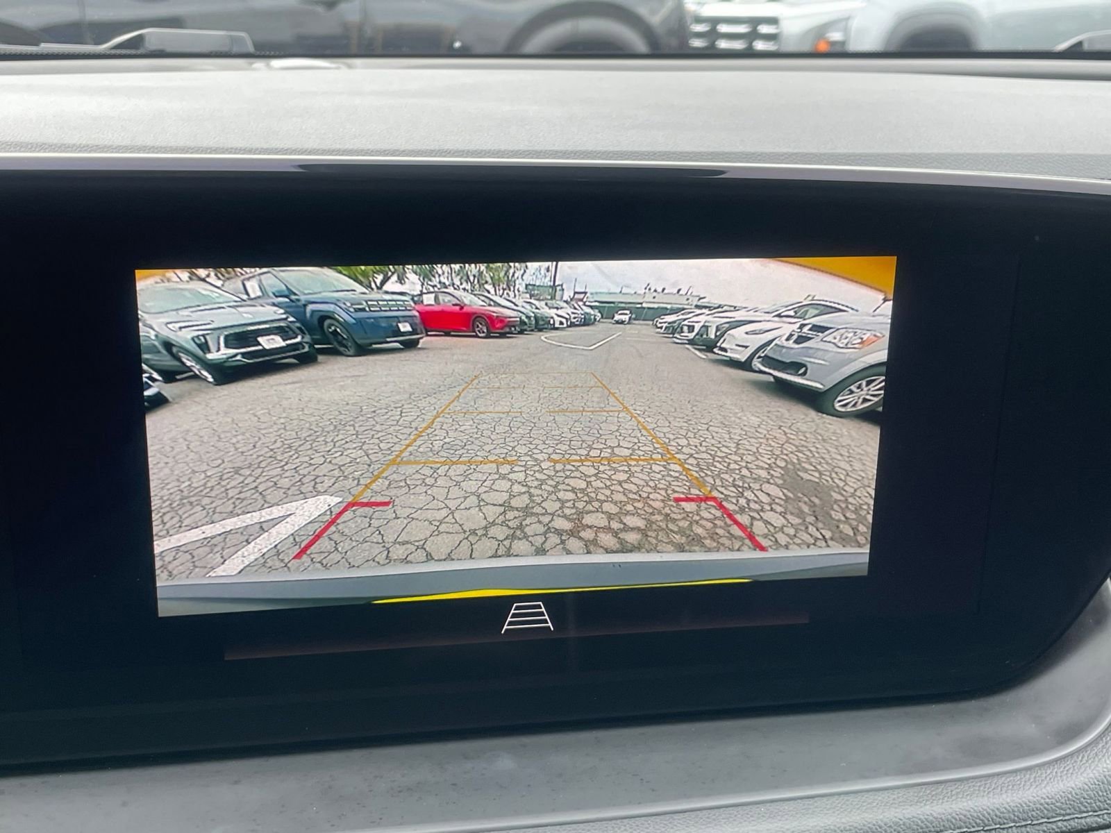 Used 2025 Buick Encore GX Preferred FWD image 24