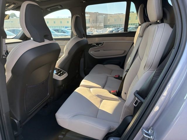 New 2026 Volvo XC90 B6 Plus w/ Protection Package Premier AWD/4WD image 8