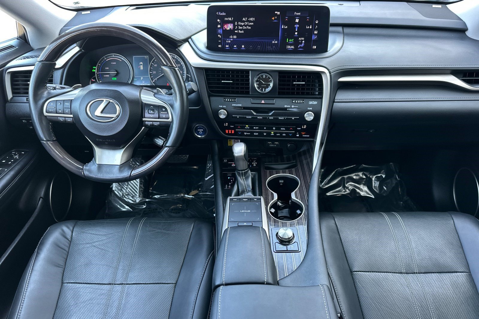 Used 2022 Lexus RX 450h AWD w/ Luxury Package image 15