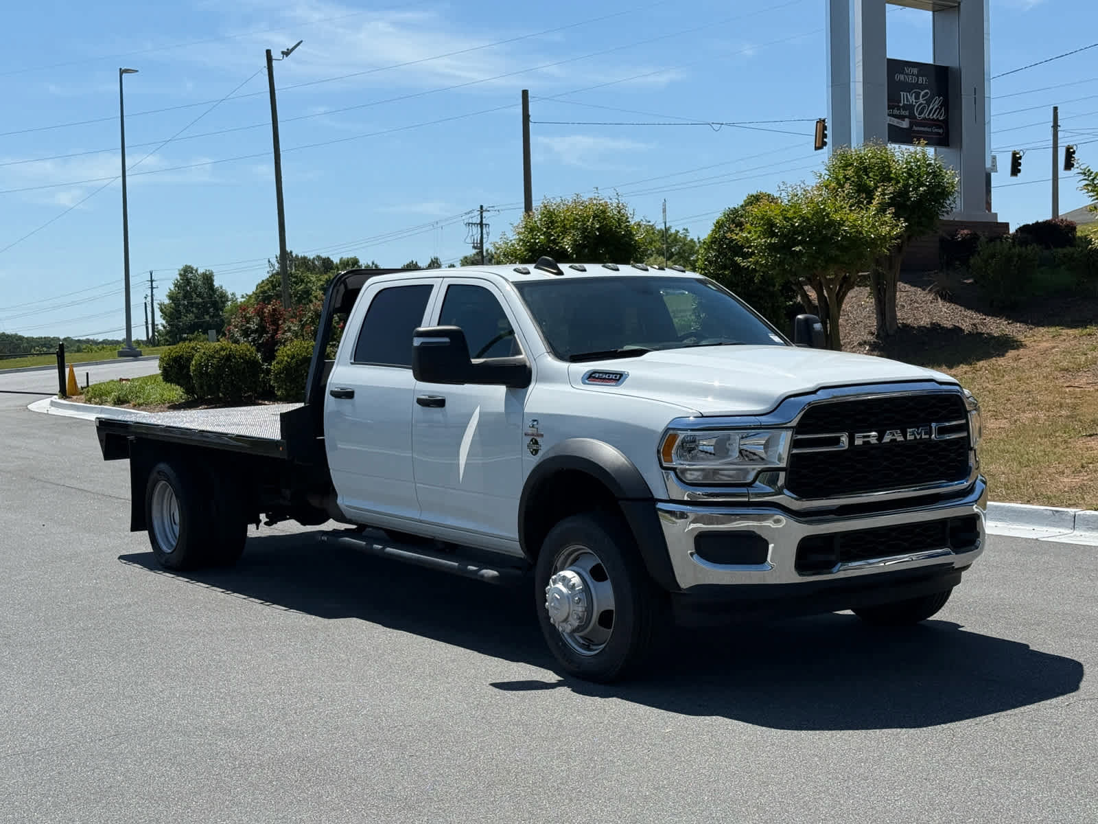 Used 2024 RAM 4500 Tradesman w/ Chrome Appearance Group AWD/4WD image 7