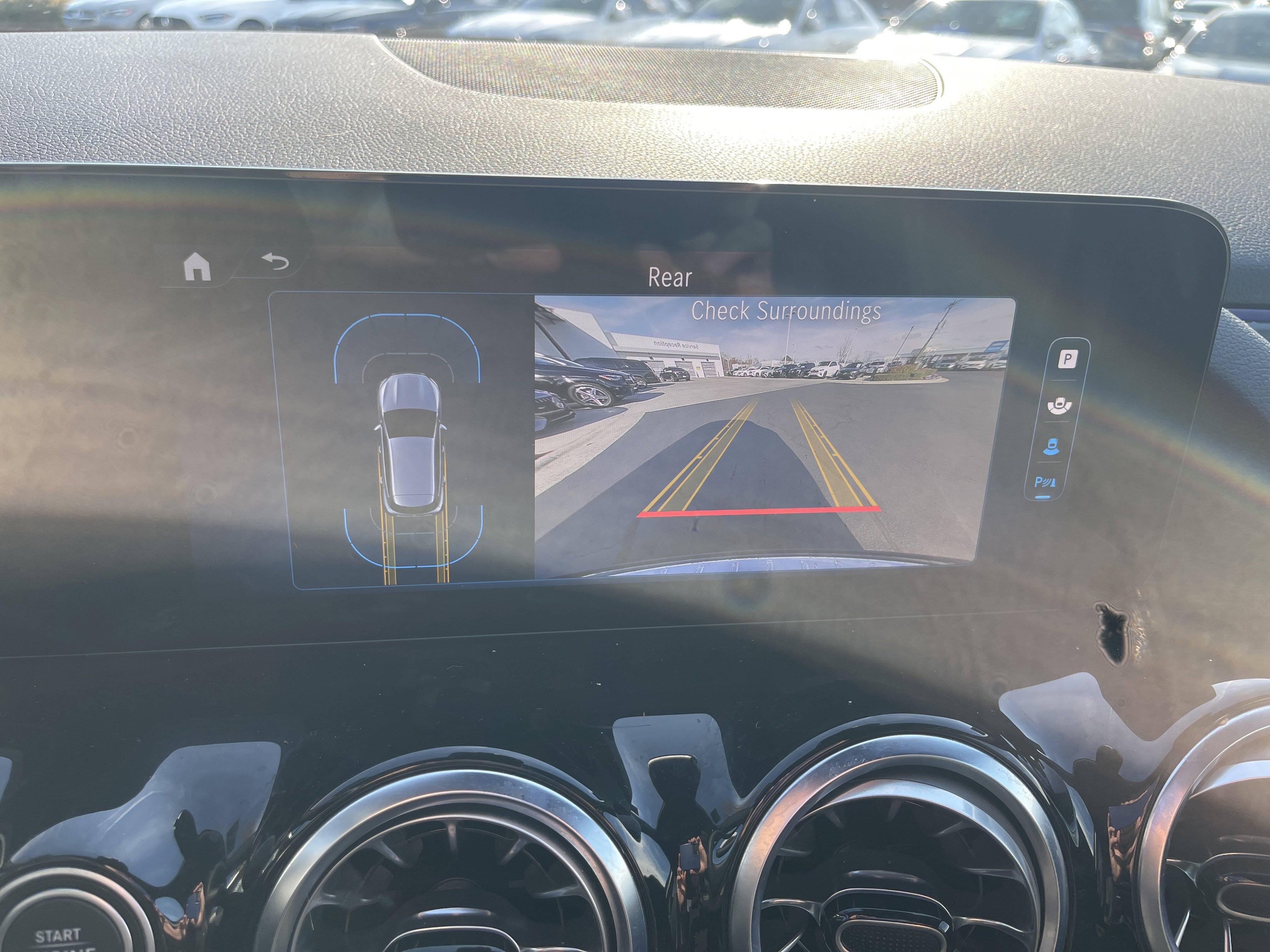 Certified 2025 Mercedes-Benz GLA 250 4MATIC w/ Driver Assistance Package image 25