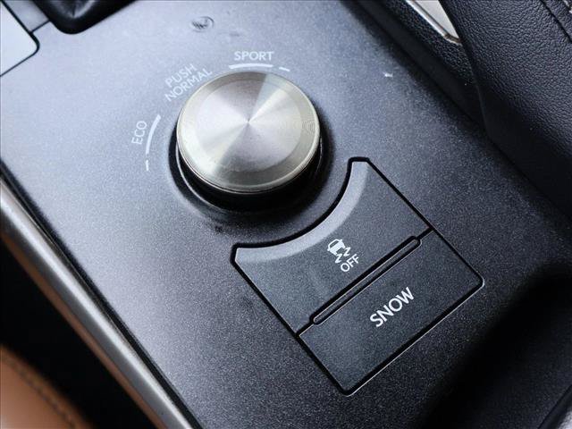 Used 2018 Lexus IS 300 AWD w/ Comfort Package image 17