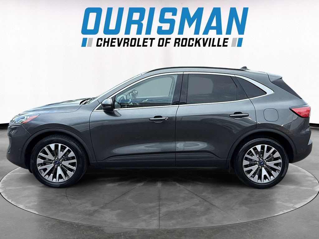 Used 2020 Ford Escape Titanium AWD/4WD image 3