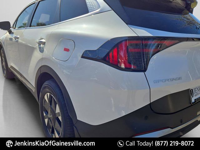 New 2026 Kia Sportage LX image 9