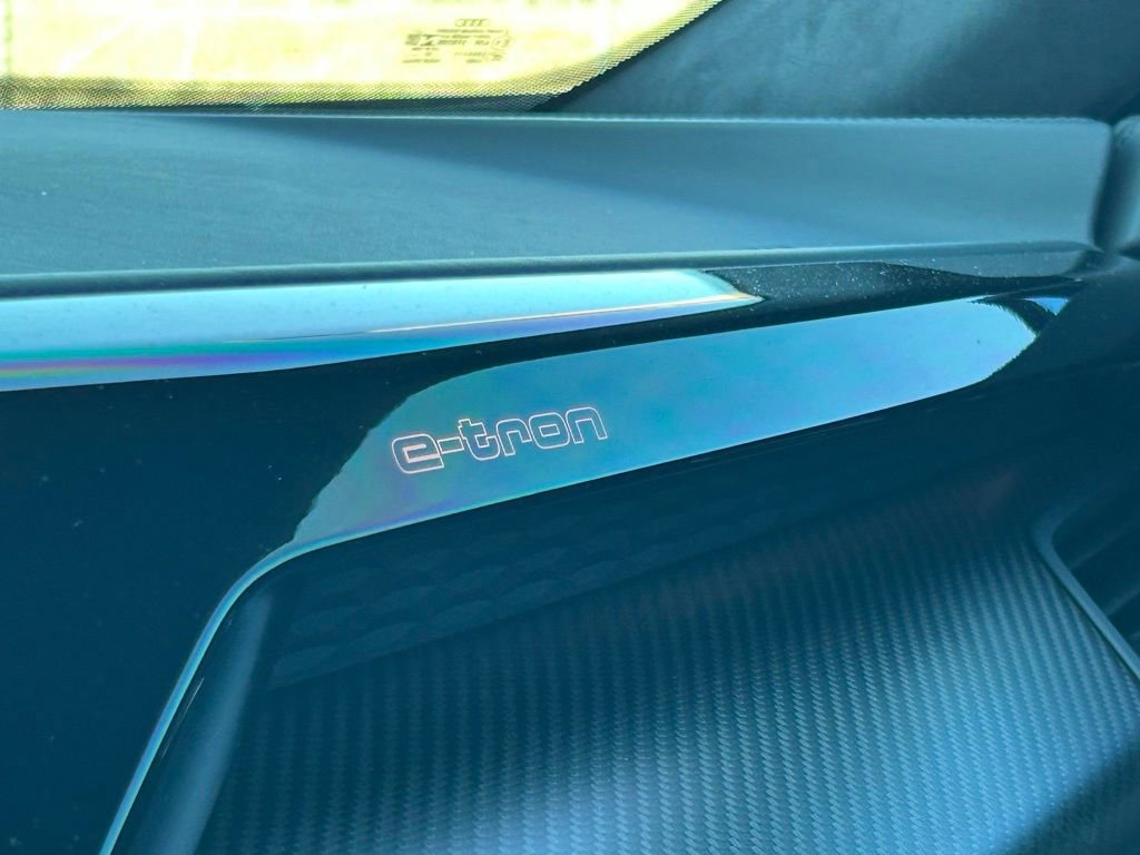 Used 2023 Audi RS e-tron GT w/ Carbon Performance Package image 39