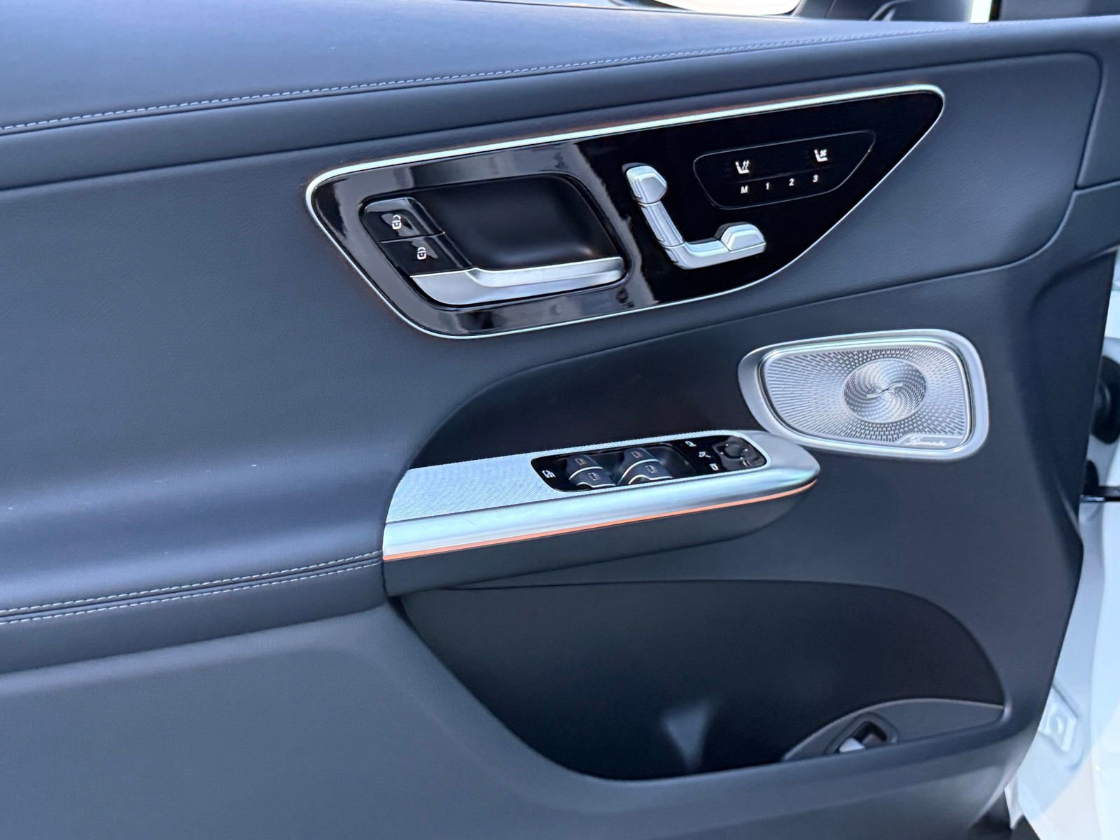 New 2026 Mercedes-Benz GLC 300 image 16