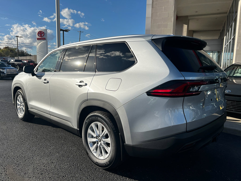 Certified 2026 Toyota Grand Highlander XLE image 4