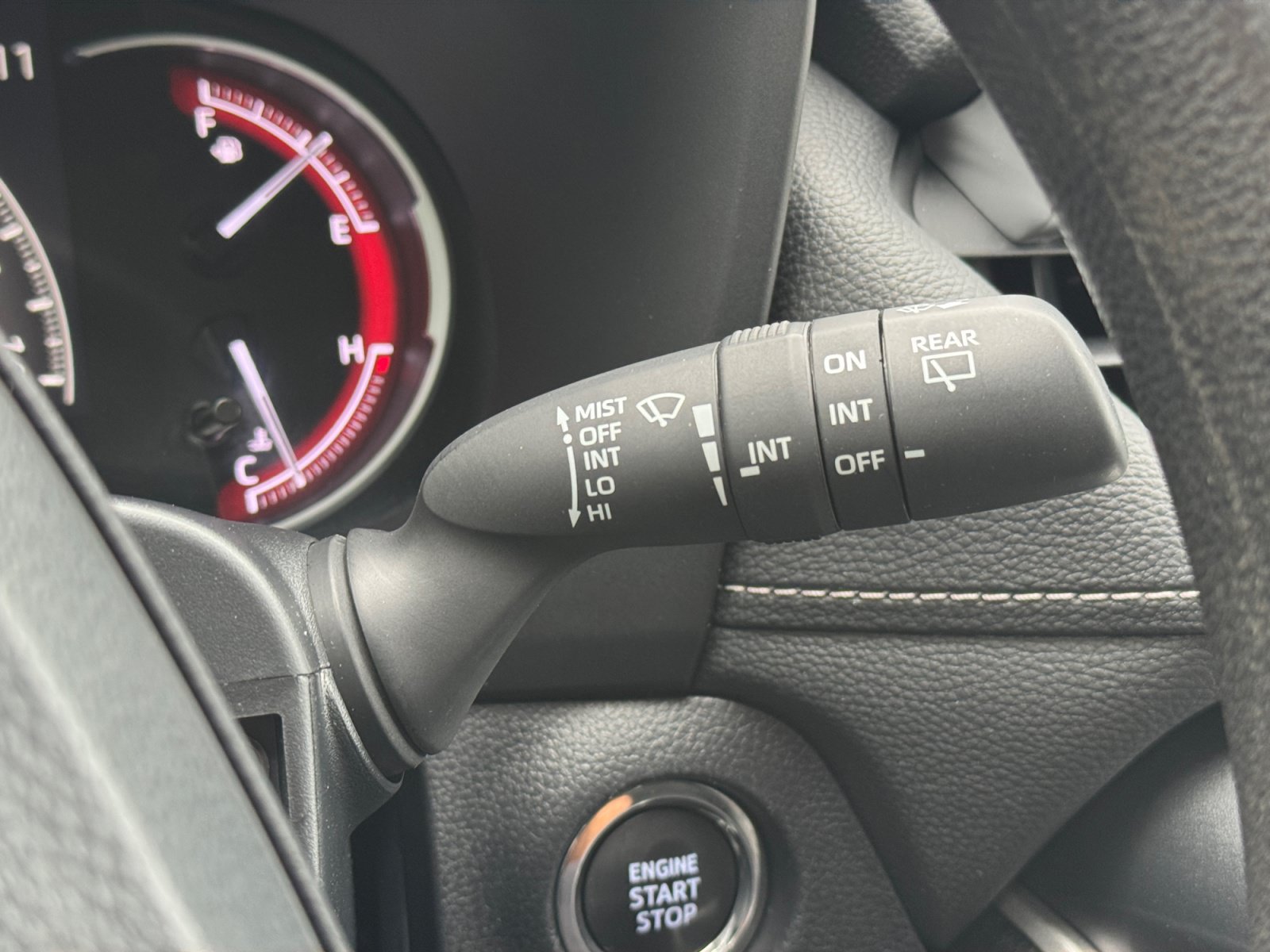 Used 2023 Toyota RAV4 XLE AWD/4WD image 18