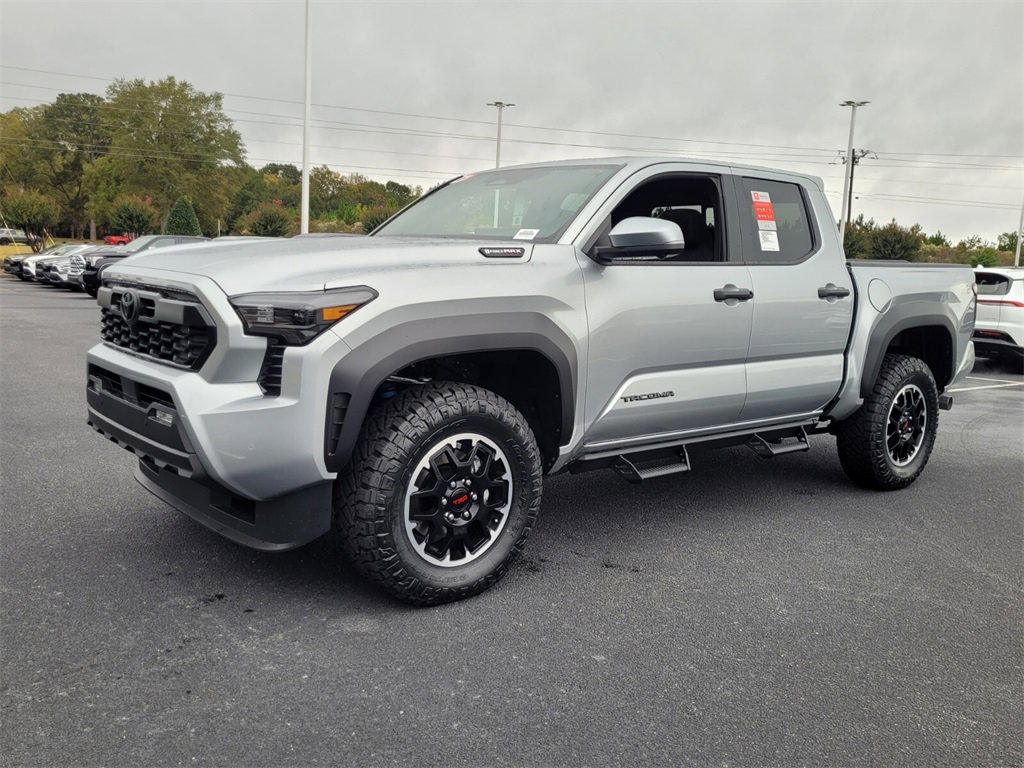 New 2025 Toyota Tacoma TRD Off-Road image 3