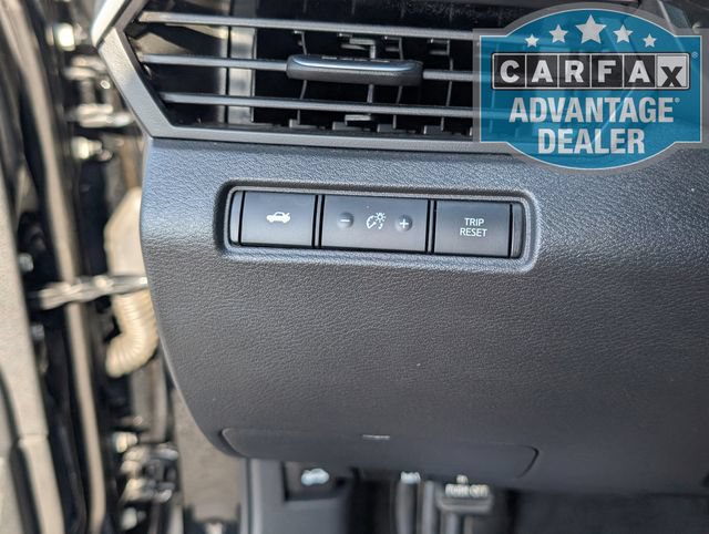 Used 2025 Nissan Altima 2.5 SR FWD image 12