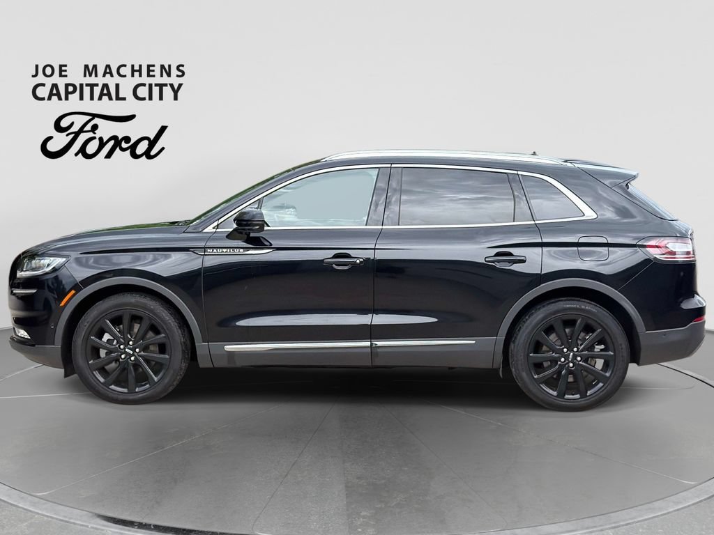 Used 2023 Lincoln Nautilus Reserve w/ Equipment Group 202A AWD/4WD image 8
