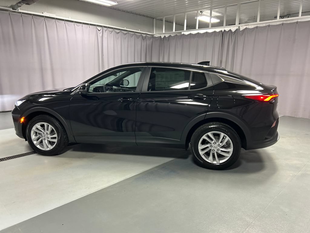 New 2026 Buick Envista Sport Touring w/ Convenience I Package FWD image 4