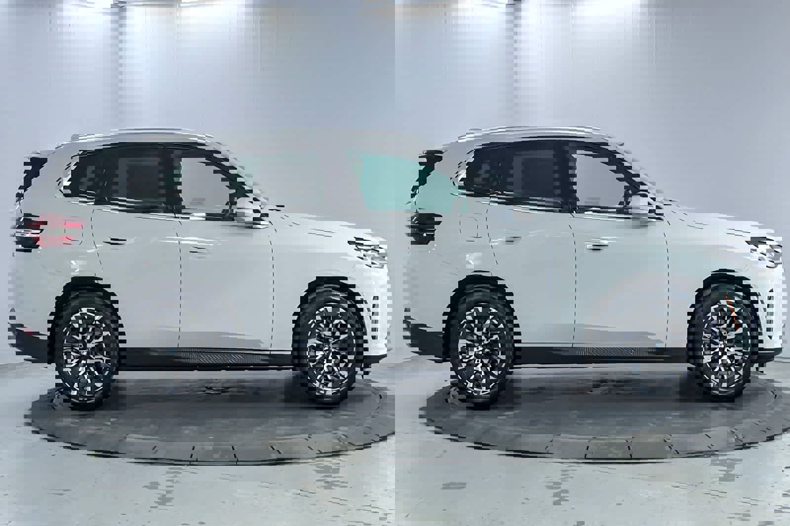 New 2026 BMW X3 xDrive30 w/ Convenience Package image 8