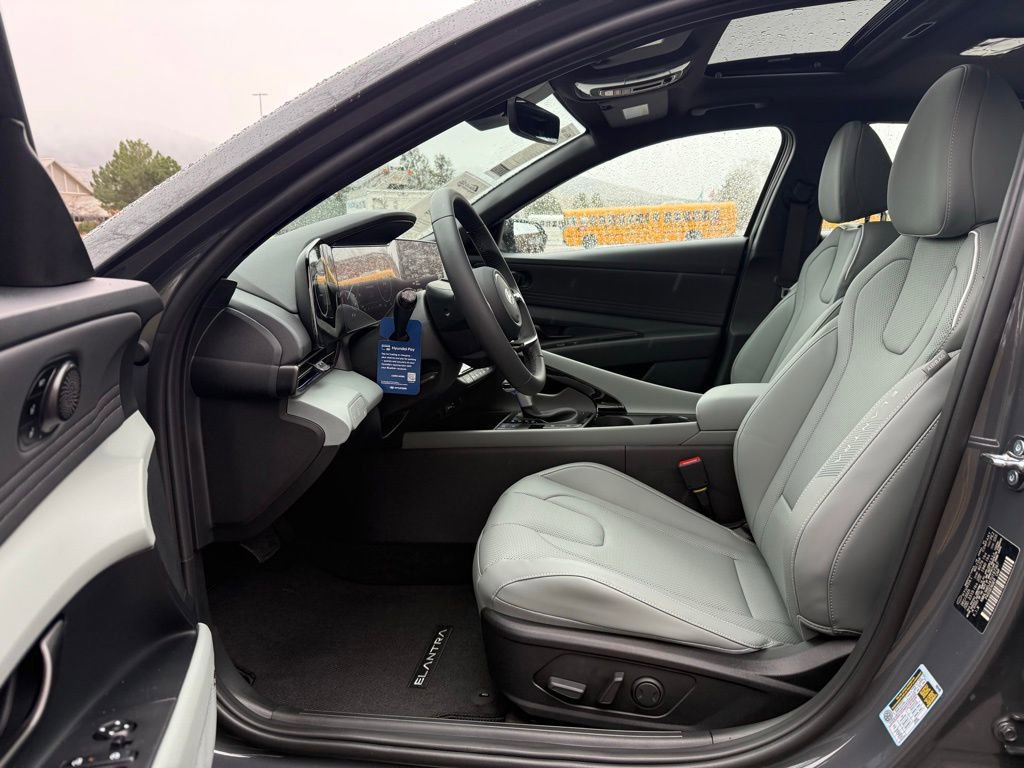 New 2026 Hyundai Elantra Limited image 13