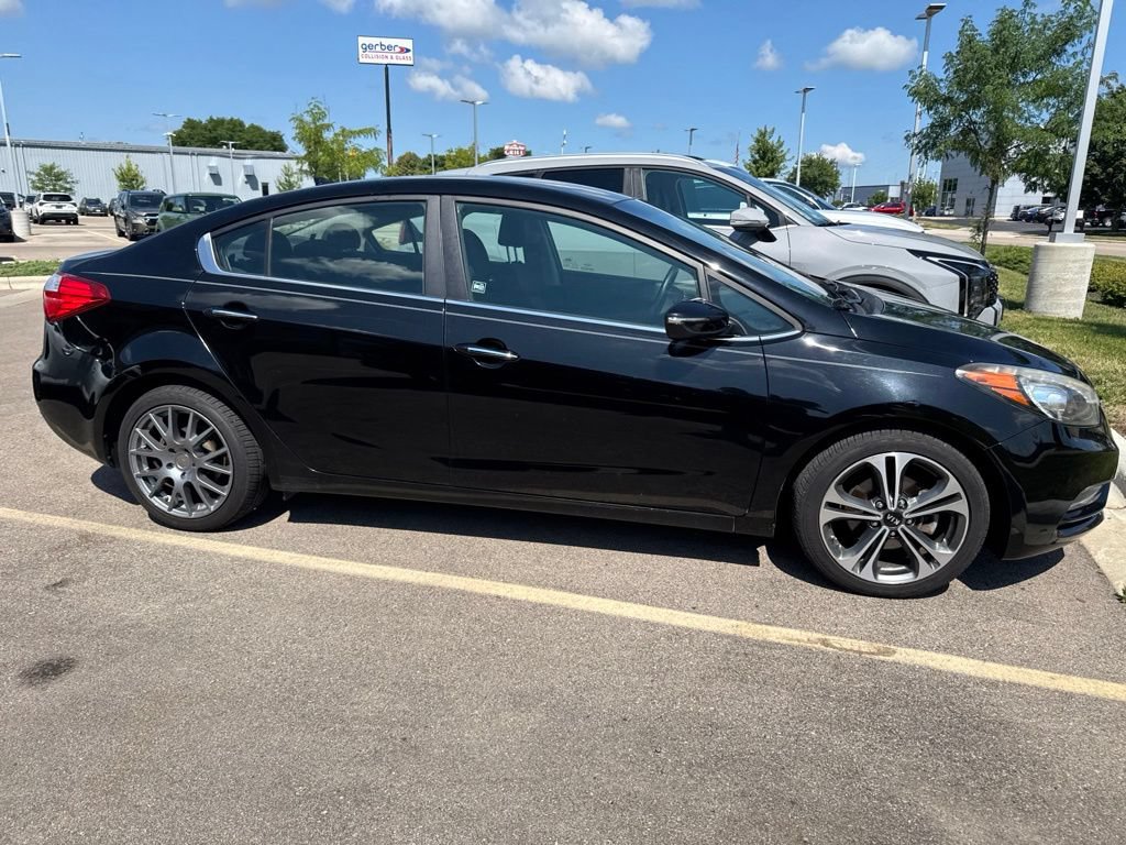 Used 2015 Kia Forte EX w/ UVO Package W/17" Alloys FWD image 3