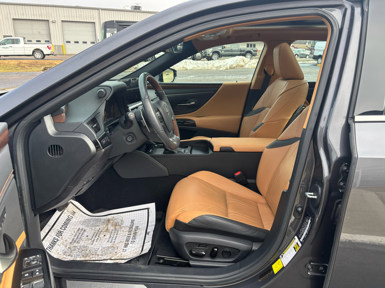 Used 2023 Lexus ES 350 w/ Accessory Package (Z1) image 9