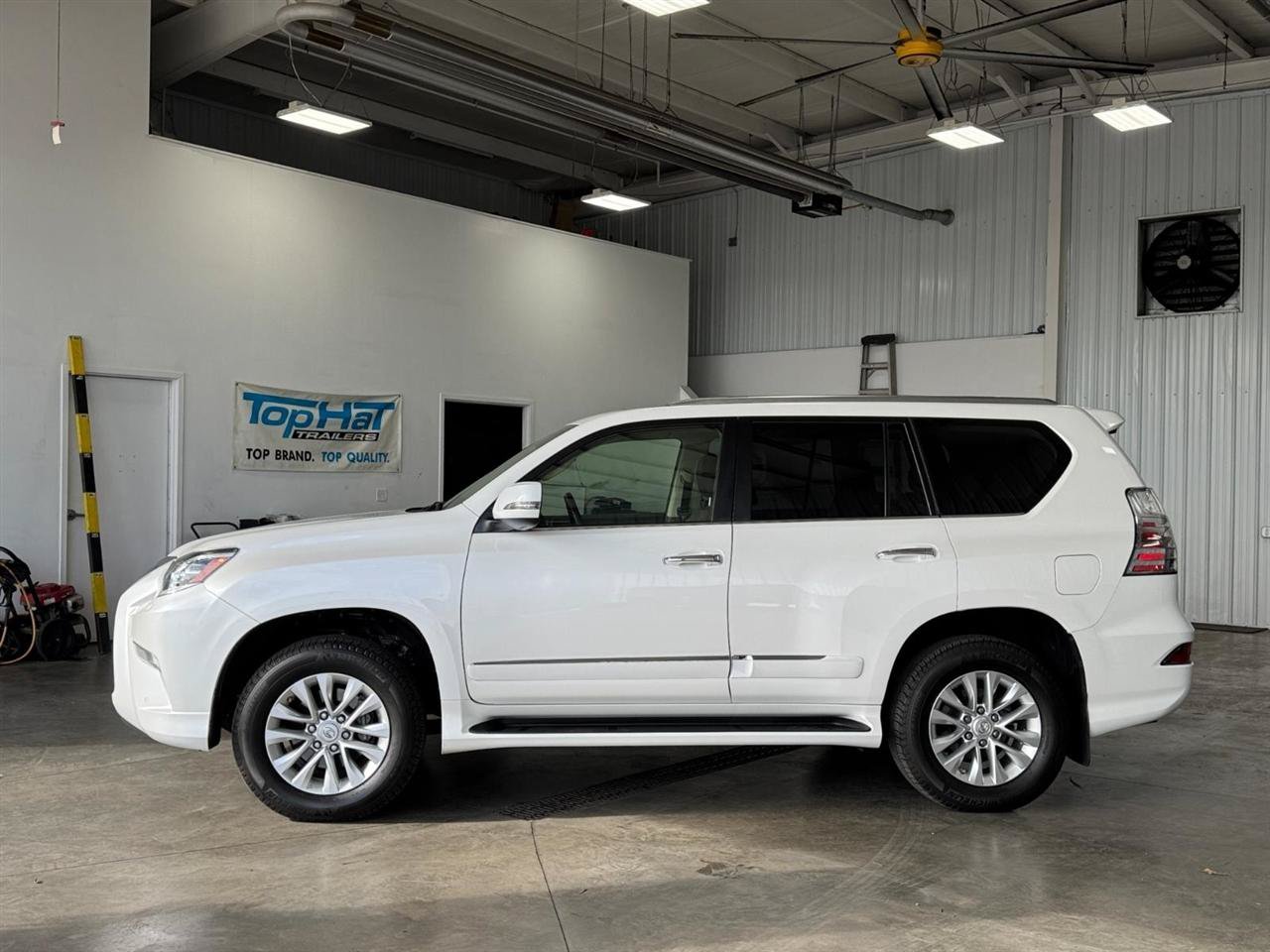 Used 2019 Lexus GX 460 Premium AWD/4WD image 31