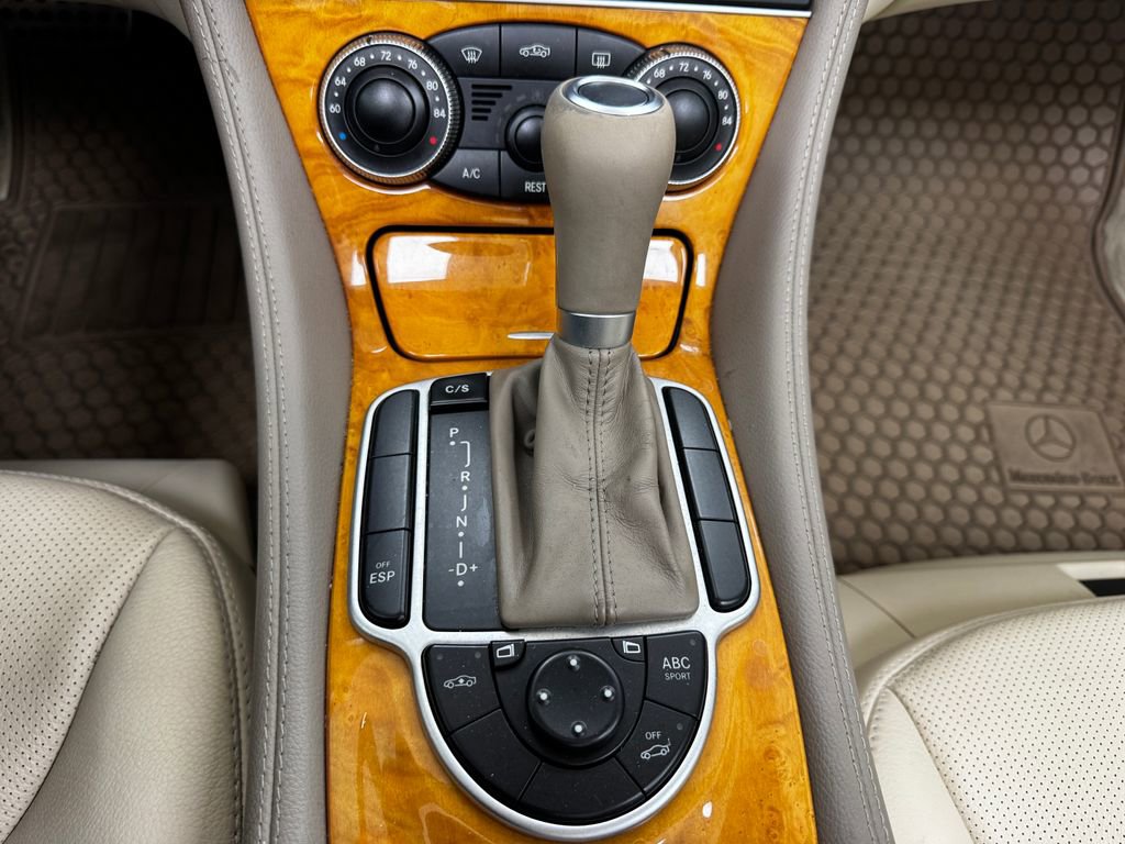 Used 2007 Mercedes-Benz SL 550 image 27