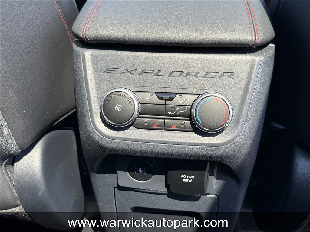 Used 2025 Ford Explorer ST AWD/4WD image 22
