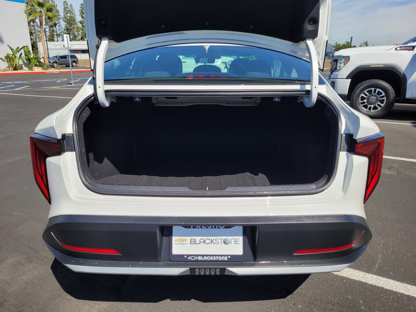 Used 2025 Kia K4 LXS image 27