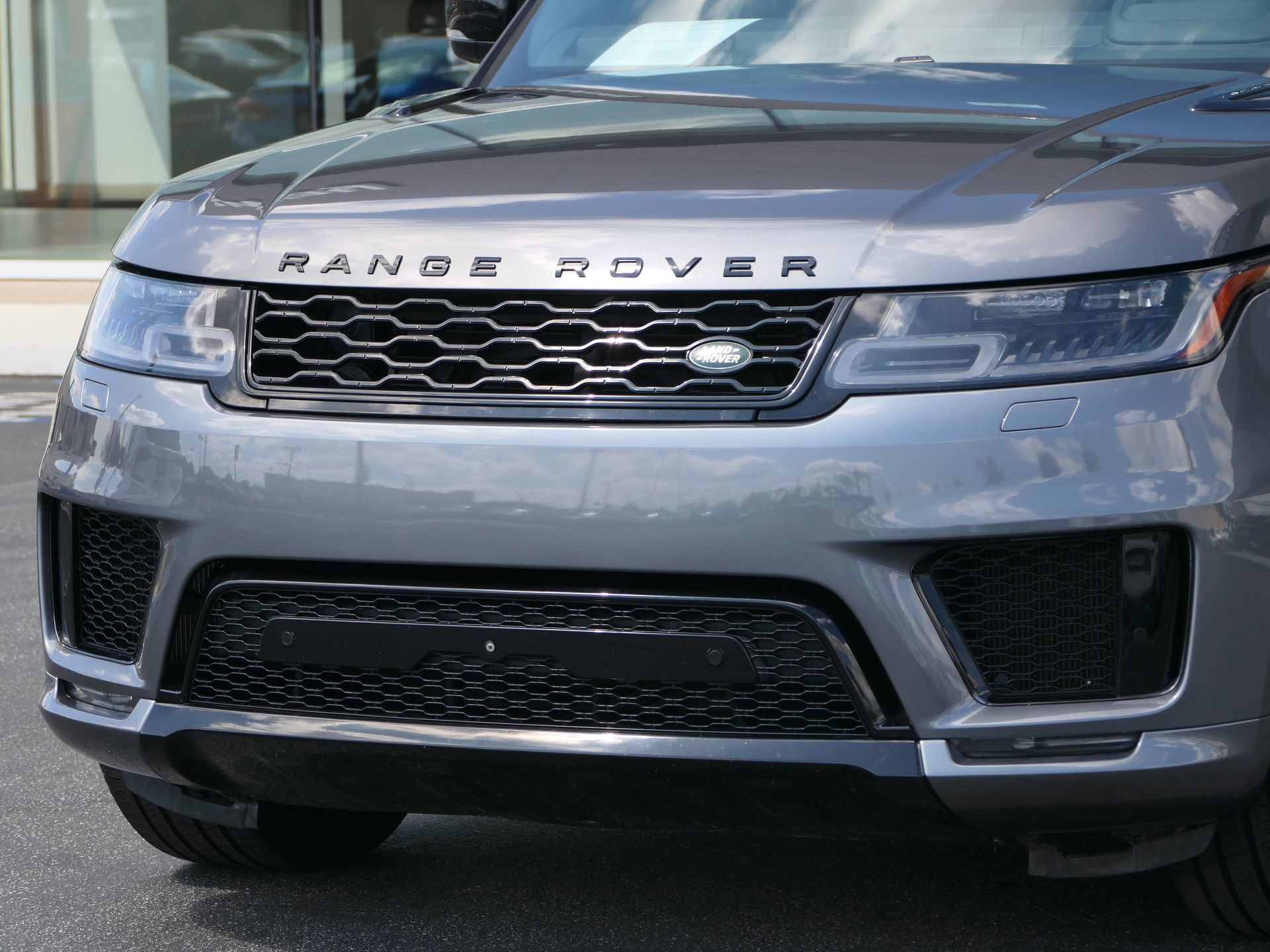 Used 2018 Land Rover Range Rover Sport Supercharged image 9