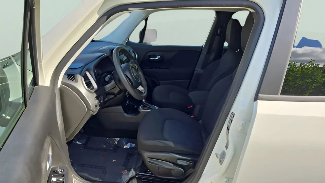 Used 2017 Jeep Renegade Sport w/ Power & Air Group image 23