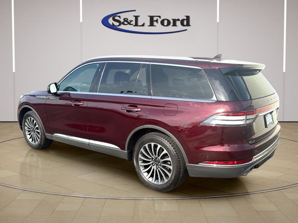 Used 2020 Lincoln Aviator Reserve w/ Equipment Group 201A image 5