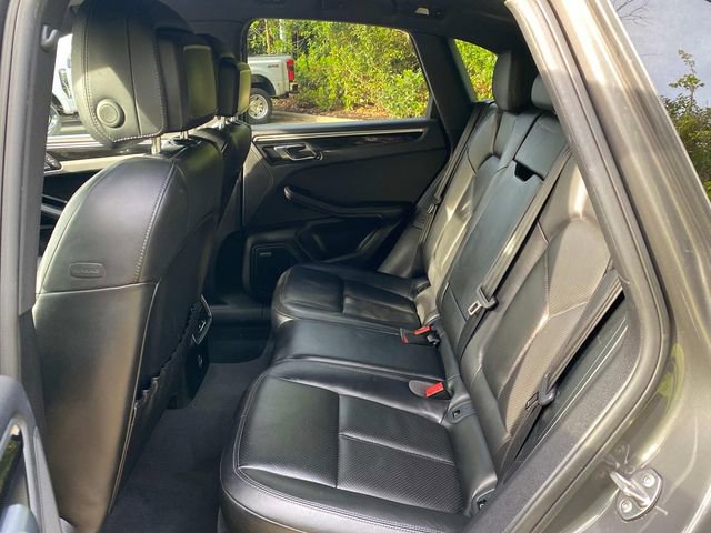 Used 2018 Porsche Macan image 9