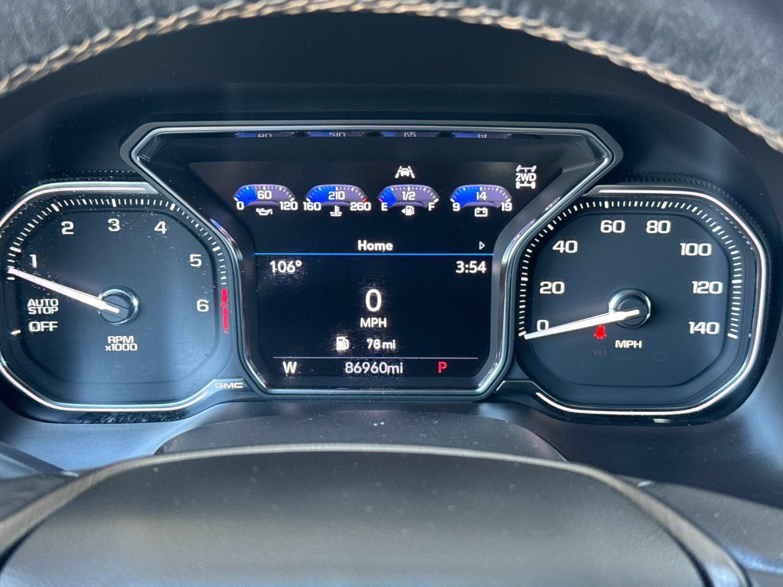 Used 2021 GMC Yukon AT4 AWD/4WD image 32