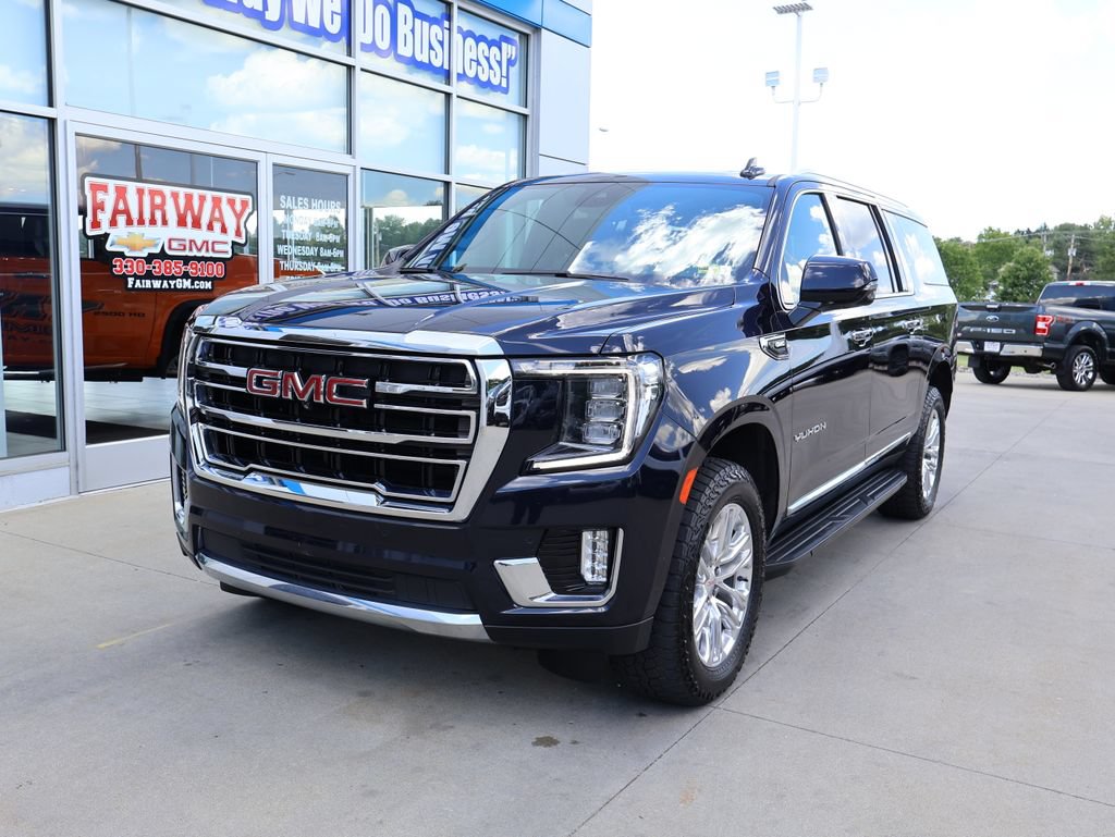 Used 2023 GMC Yukon XL SLT w/ SLT Luxury Package AWD/4WD image 6
