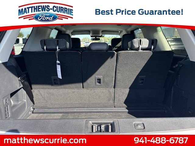 New 2026 Ford Expedition Active image 14