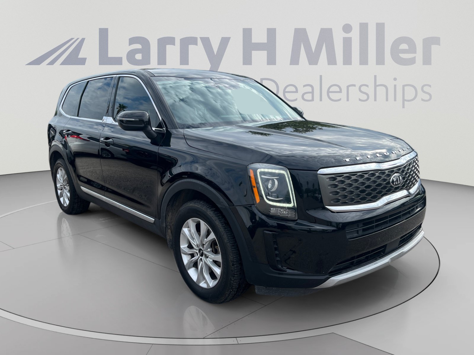 Used 2020 Kia Telluride LX FWD image 7